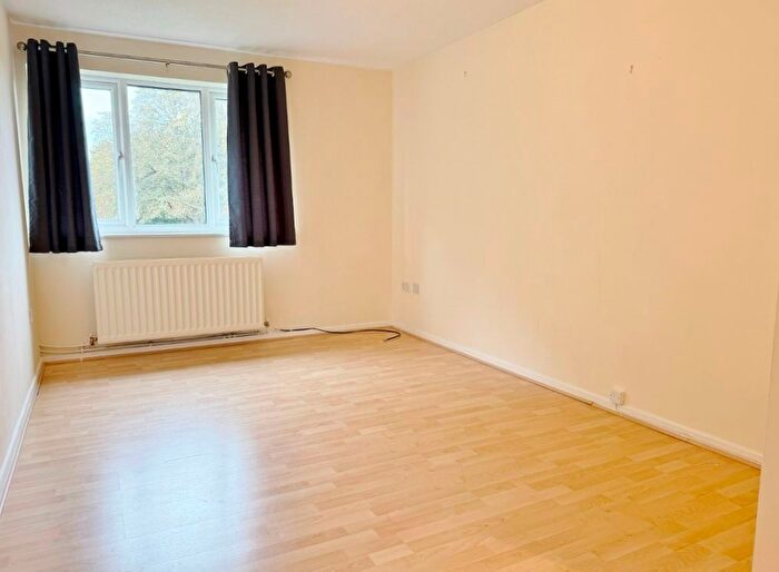 1 Bedroom Maisonette To Rent In Weston Way, Newmarket, CB8