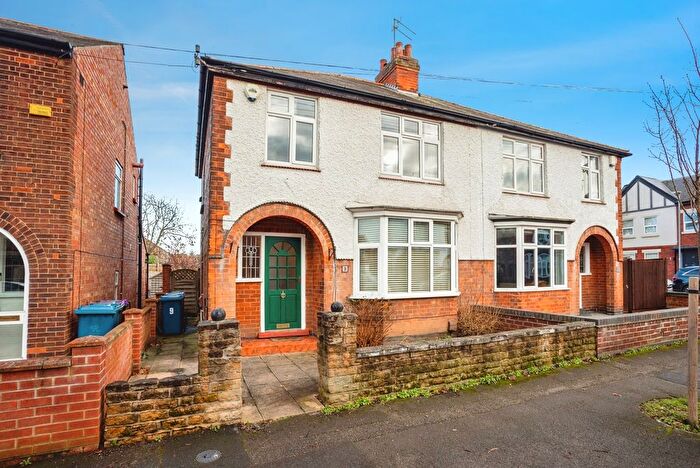 3 Bedroom Semi-Detached House For Sale In Hampton Road, West Bridgford, Nottingham, Nottinghamshire, NG2
