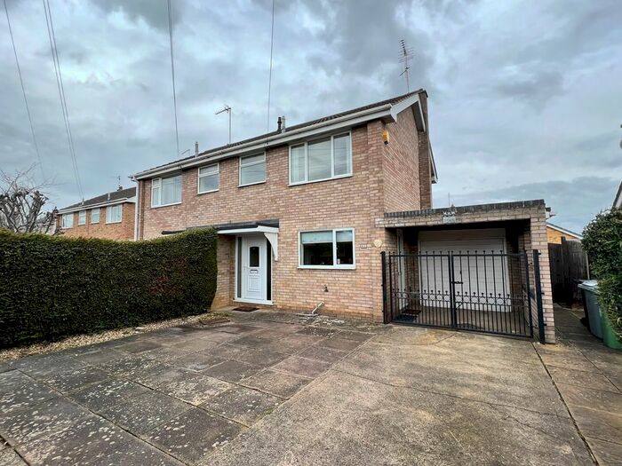 3 Bedroom Semi-Detached House To Rent In Torfrida Drive, Bourne, PE10