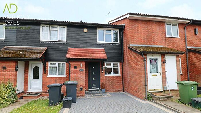 2 Bedroom Terraced House To Rent In Rochford Close, Broxbourne, EN10