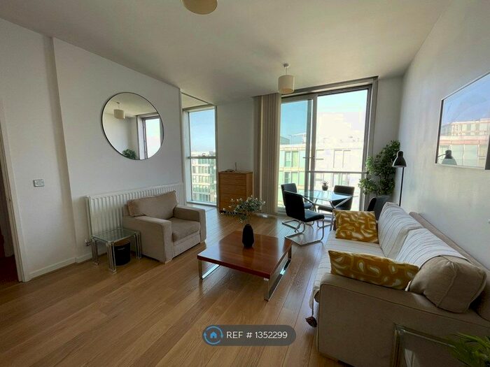 1 Bedroom Flat To Rent In Brooklyn House, Milton Keynes, MK9