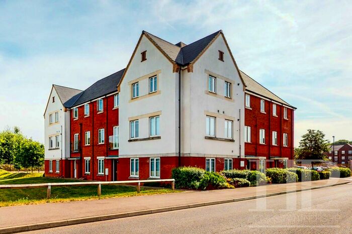 2 Bedroom Apartment To Rent In Somerley Drive, Crawley, RH10