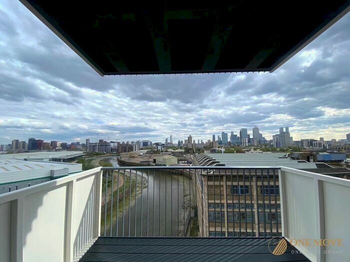 Studio To Rent In Makers Yard, London, E3