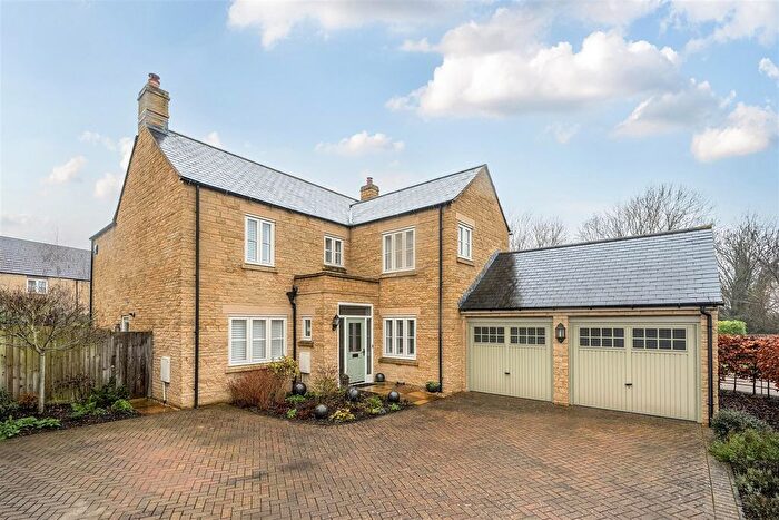 5 Bedroom Detached House For Sale In Cotswold Edge, Mickleton, Chipping Campden, GL55