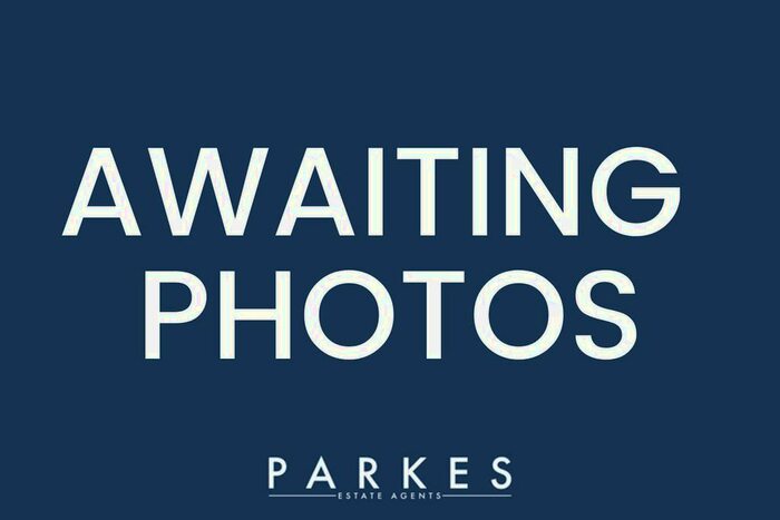 2 Bedroom Flat To Rent In Warwick Gardens, Kensington, London, Kensington, W14