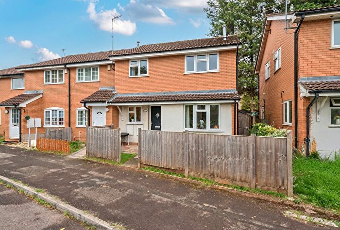 2 Bedroom End Of Terrace House For Sale In Longs Drive, Yate, Bristol, Gloucestershire, BS37