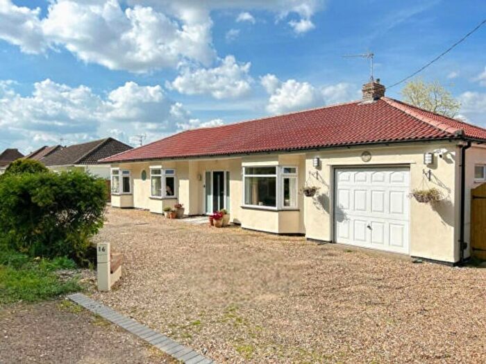 3 Bedroom Detached Bungalow For Sale In Mildenhall Road, Barton Mills, IP28