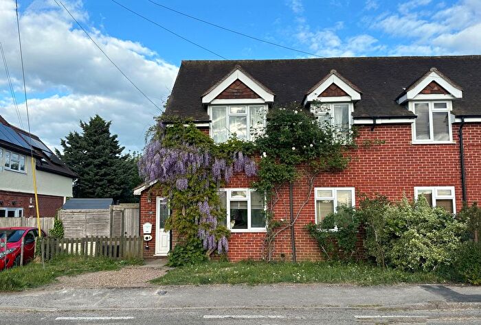 3 Bedroom Semi-Detached House For Sale In Wallingford Road, South Stoke, Reading, RG8