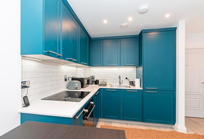 1 Bedroom Flat To Rent In Joseph Huntley Walk, Reading, RG1