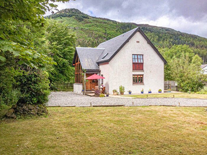 4 Bedroom Detached House For Sale In Glenvarloch, Strathyre, Callander, FK18