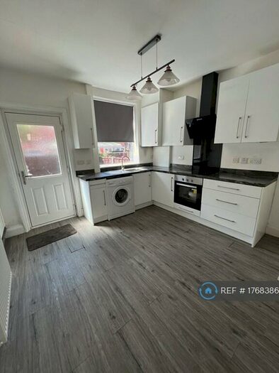 2 Bedroom Terraced House To Rent In Park View Avenue, Ashton-On-Ribble, Preston, PR2