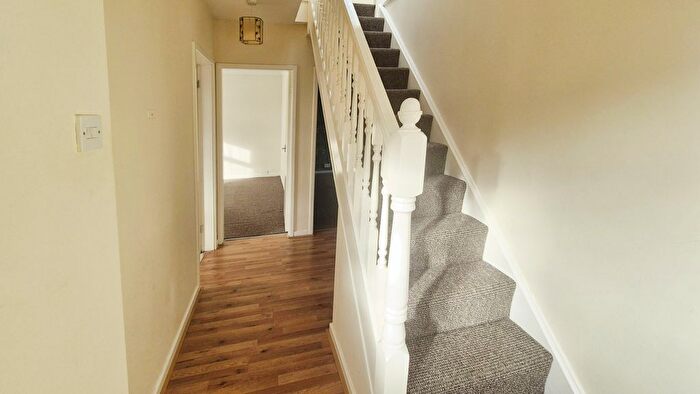 2 Bedroom Bungalow For Sale In Kingsfield Oval, Basford, Stoke-On-Trent, ST4