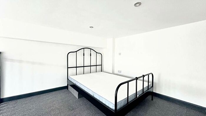 7 Bedroom Semi-Detached House To Rent In Lawrence Hill, Bristol, BS5