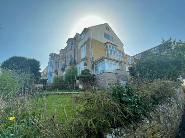 1 Bedroom Flat To Rent In Park Road, Swanage, Dorset, BH19