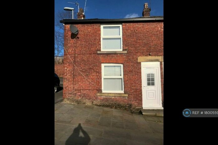 2 Bedroom Semi-Detached House To Rent In Sadler Street, Middleton, M24