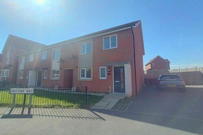 3 Bedroom Semi-Detached House To Rent In Heather Way, Mansfield, NG20