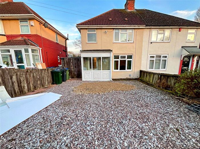 3 Bedroom Semi-Detached House To Rent In Princess Road, Oldbury, West Midlands, B68