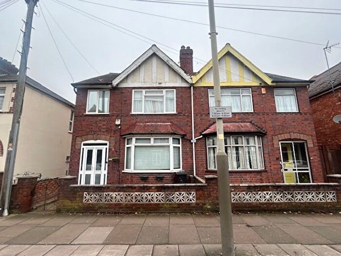 4 Bedroom Semi Detached House To Rent In St. Barnabas Road, Leicester, LE5