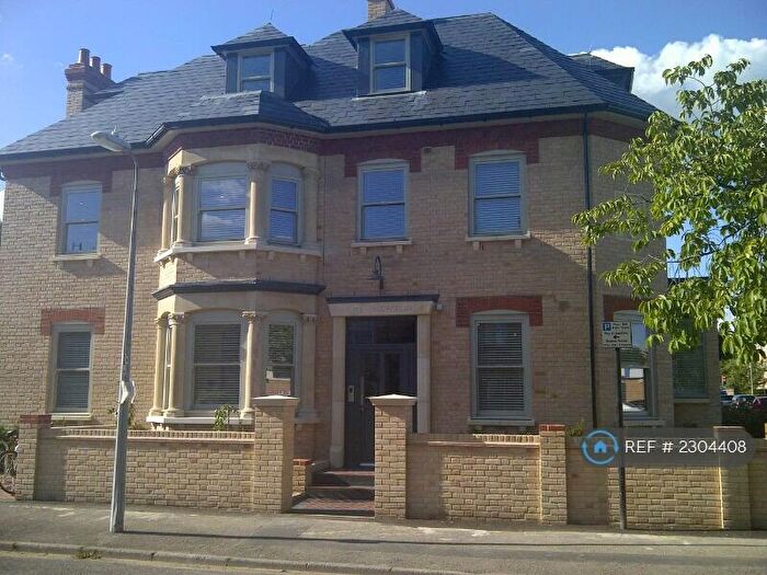 Studio To Rent In The Newton, Cambridge, CB4