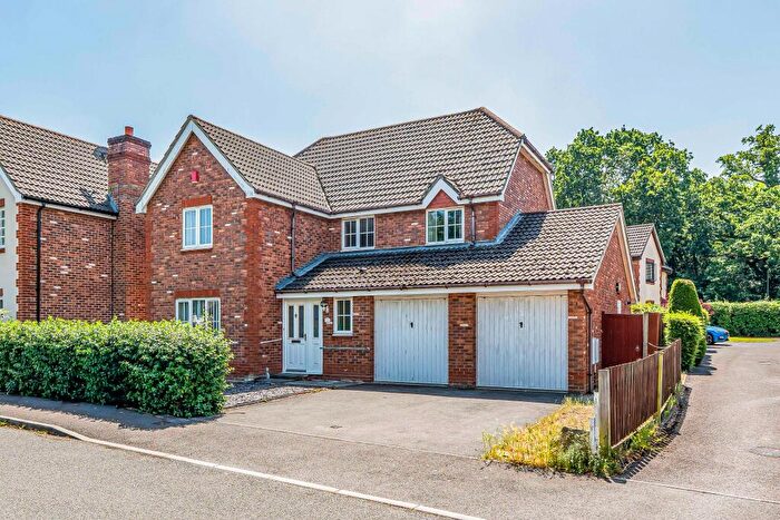 4 Bedroom Detached House For Sale In West End, Southampton, SO30
