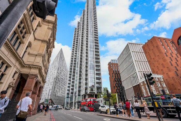 2 Bedroom Flat To Rent In City Road, London, EC1V