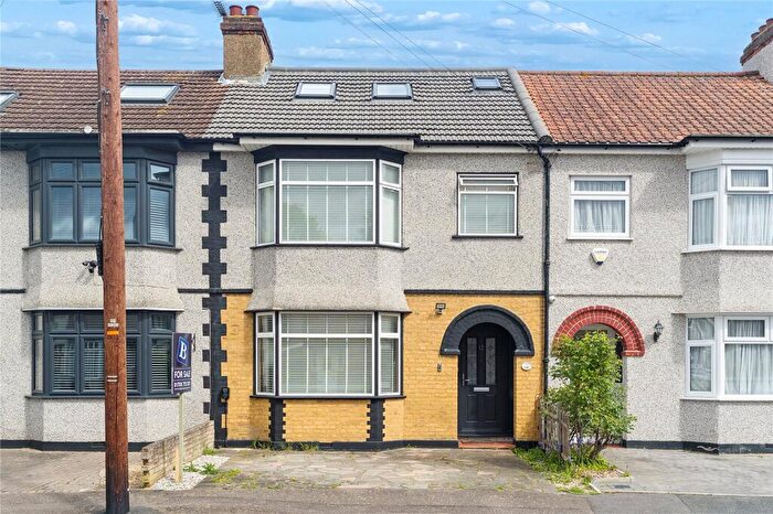 4 Bedroom Terraced House For Sale In Norwood Avenue, Romford, RM7