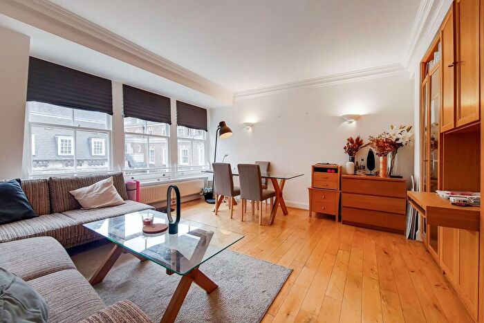 2 Bedroom Flat To Rent In Whitehall, St James's, London, SW1A
