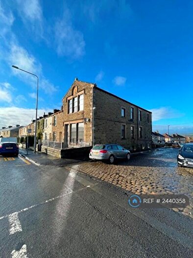 2 Bedroom Flat To Rent In Station Road, Accrington, BB5