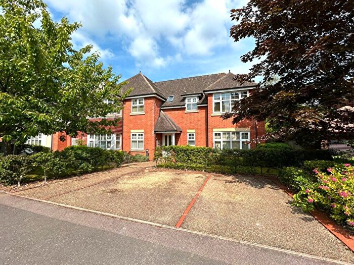 2 Bedroom Flat To Rent In St. Martins Road, Sutton Coldfield, West Midlands, B75