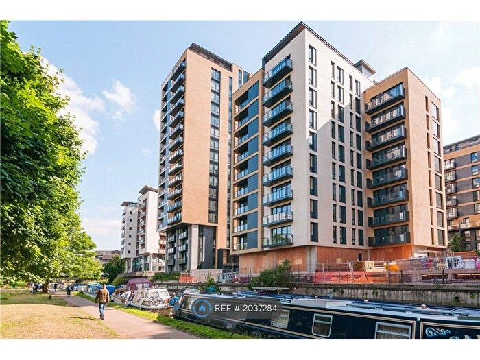 2 Bedroom Flat To Rent In Graphite Point, London, E2