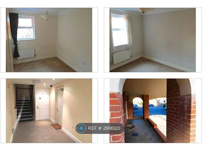 2 Bedroom Flat To Rent In Godwin Court, Swindon, SN1