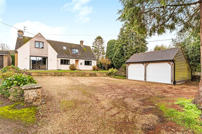 3 Bedroom Country House For Sale In Great Rollright, Oxfordshire, OX7