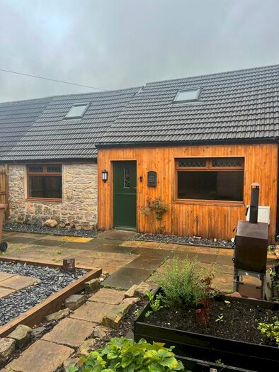 2 Bedroom Cottage To Rent In Rosy Row, Parkneuk, Dunfermline, KY12