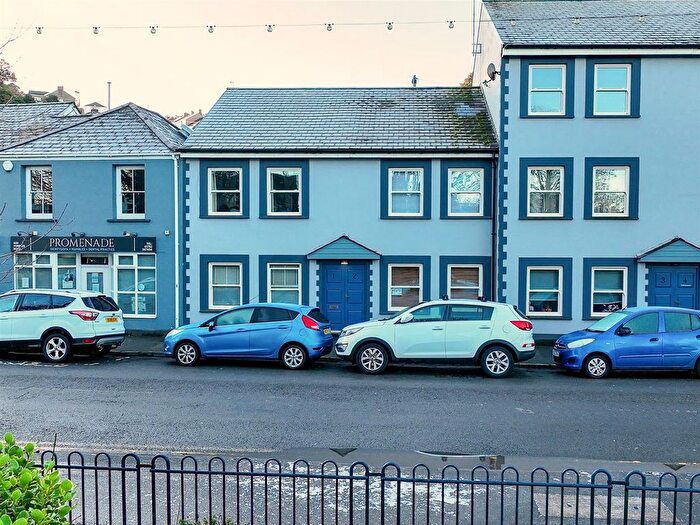 1 Bedroom Flat For Sale In Irvine Court, Mumbles, Swansea, SA3