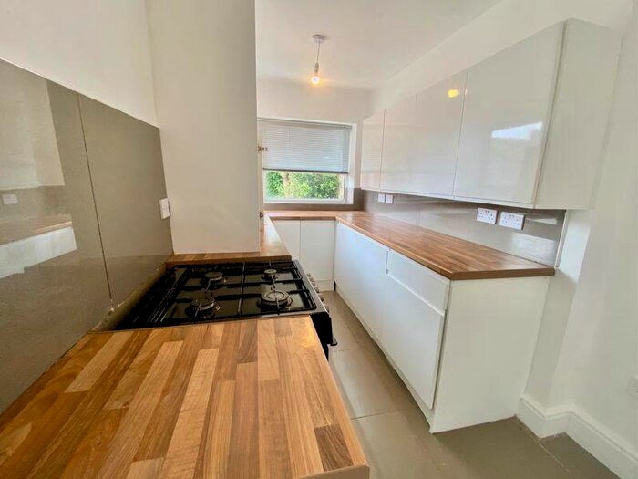 2 Bedroom Detached House To Rent In Worsley Road, Manchester, M30