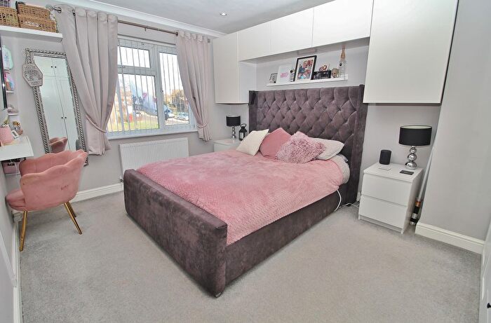 3 Bedroom Terraced House For Sale In Middle Park Way, Havant, PO9
