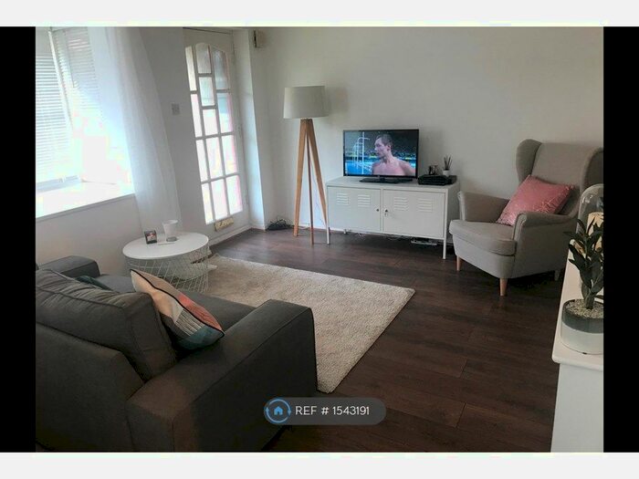 Studio To Rent In Orchard Grove, London, SE20