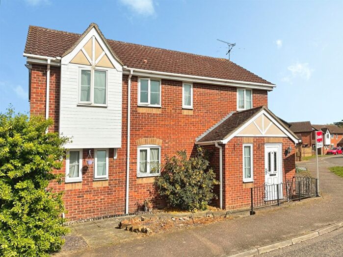 4 Bedroom Detached House For Sale In Coopers Way, Barham, Ipswich, IP6