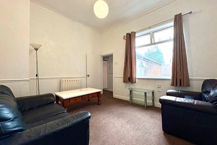 1 Bedroom Flat To Rent In Swinley Road, Wigan, WN1