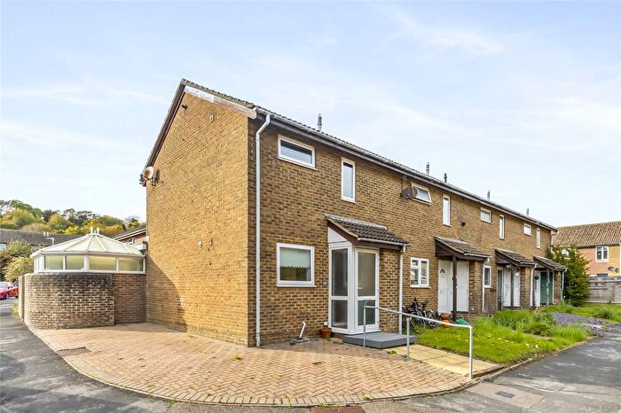 2 Bedroom End Terrace House For Sale In Hazel Close, Portslade, Brighton, East Sussex, BN41