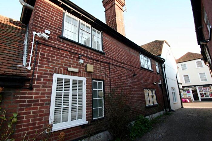 2 Bedroom Flat To Rent In Canterbury, CT1