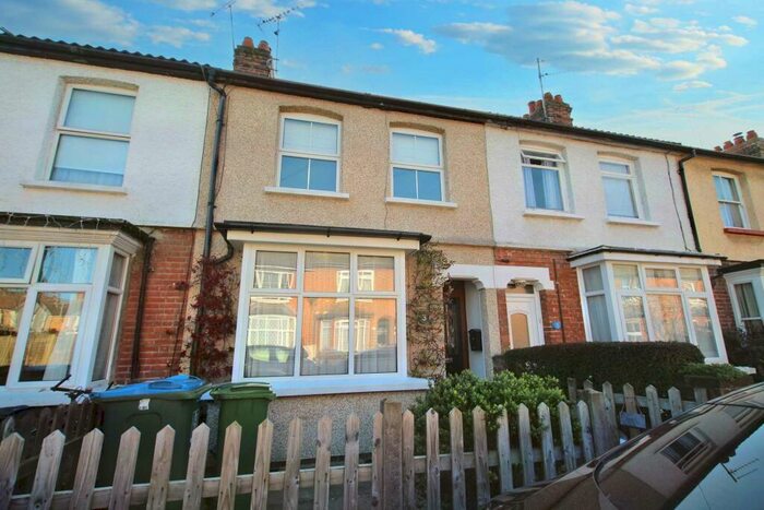 3 Bedroom Terraced House To Rent In Madeley Road, Aylesbury, HP21
