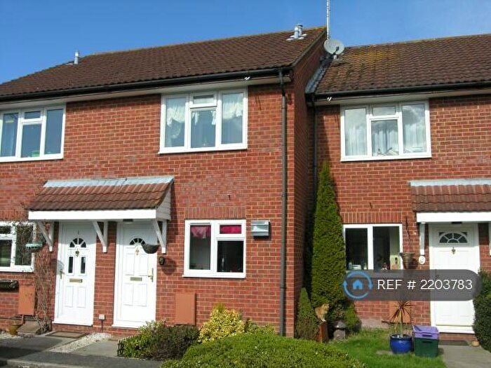 3 Bedroom Terraced House To Rent In Moore Close, Ash / Tongham, GU10