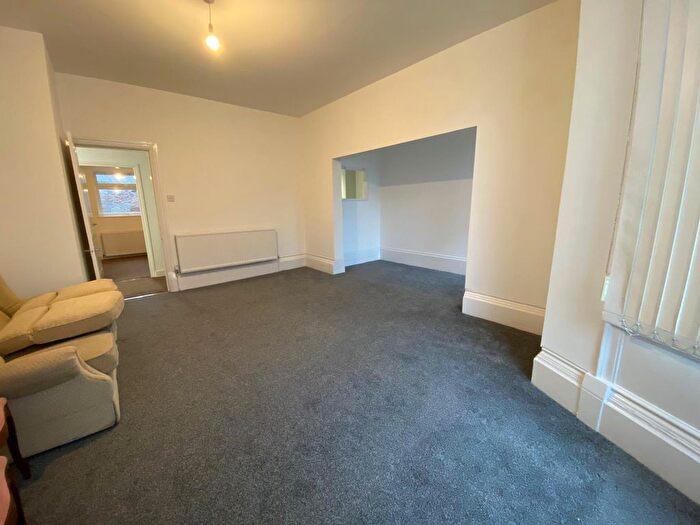 2 Bedroom Flat To Rent In Swinley Road, Wigan, WN1