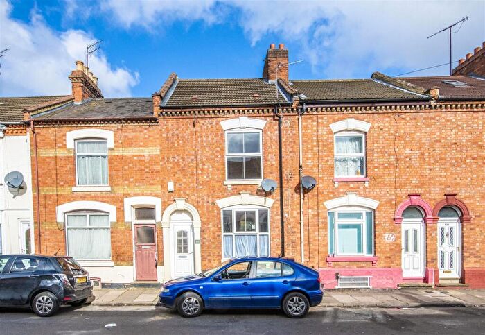 2 Bedroom Terraced House To Rent In Cowper Street, Northampton, NN1