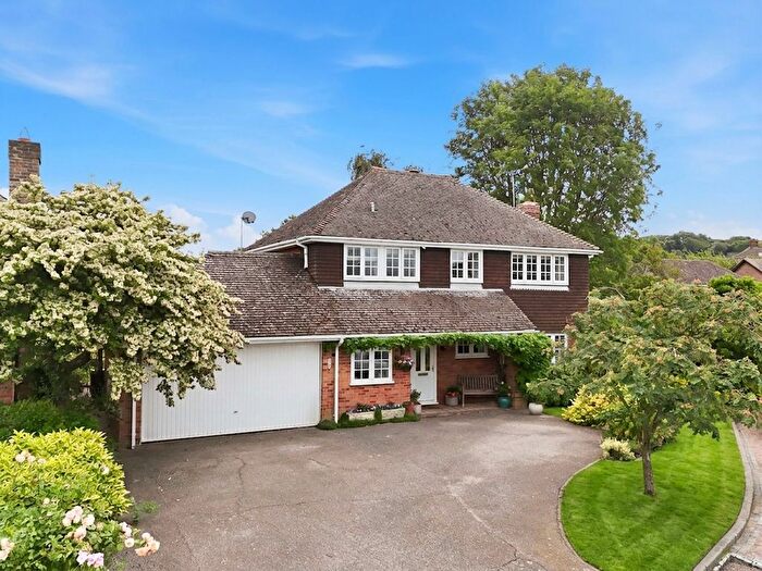 4 Bedroom Detached House For Sale In Squirrels, Langdon Hills, SS16
