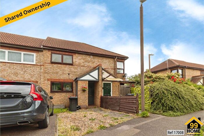 2 Bedroom Maisonette For Sale In Wilsley Pound, Milton Keynes, MK7