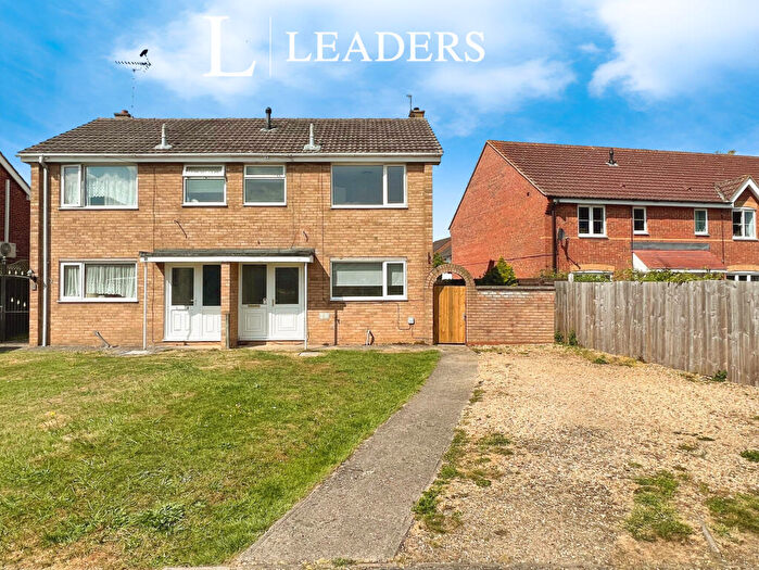 3 Bedroom Semi-Detached House To Rent In Mercia Gardens, Bourne, PE9