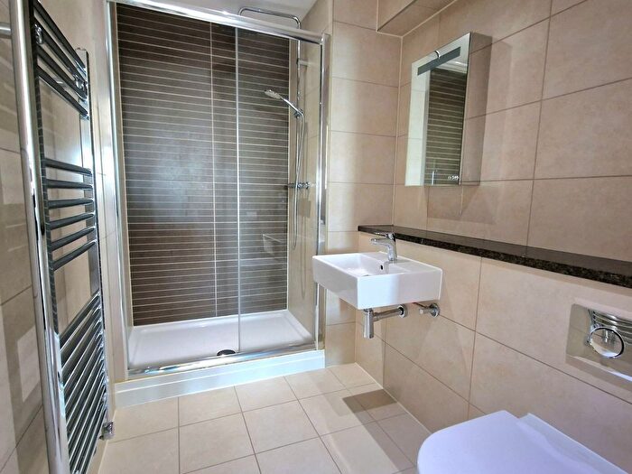 2 Bedroom Flat For Sale In Middle Lincombe Road, Torquay, TQ1