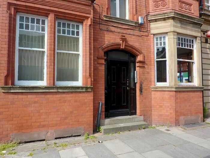 2 Bedroom Flat To Rent In Hougoumont Avenue, Waterloo, Liverpool, L22